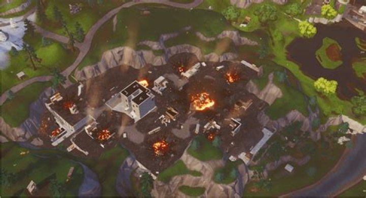 Did tilted towers get destroyed?