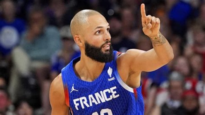 Does fournier play in the nba?