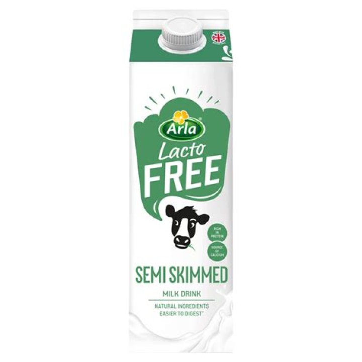 Does semi skimmed milk have less lactose?