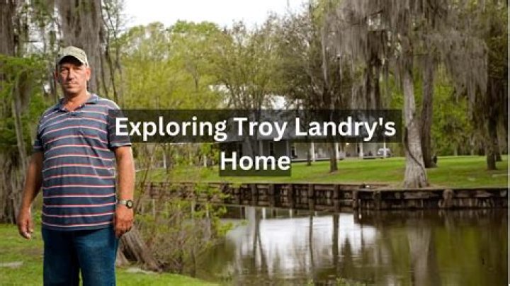 Does troy landry own duffy's?