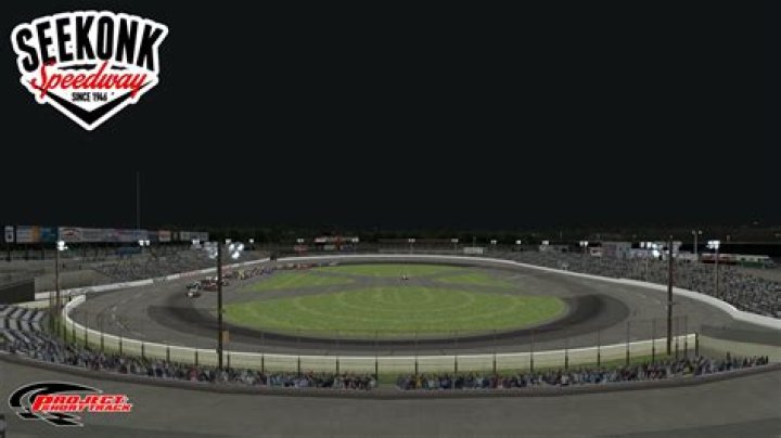 How big is seekonk speedway?