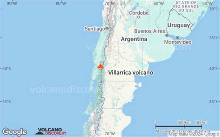 Is villarrica volcano active?