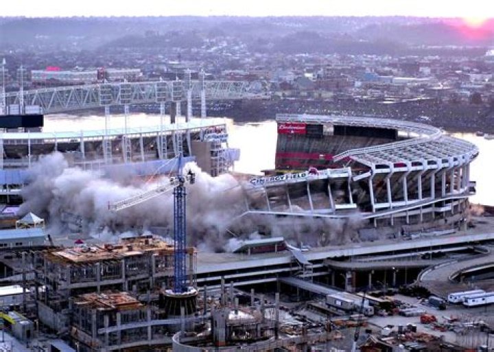 When was riverfront stadium demolished?